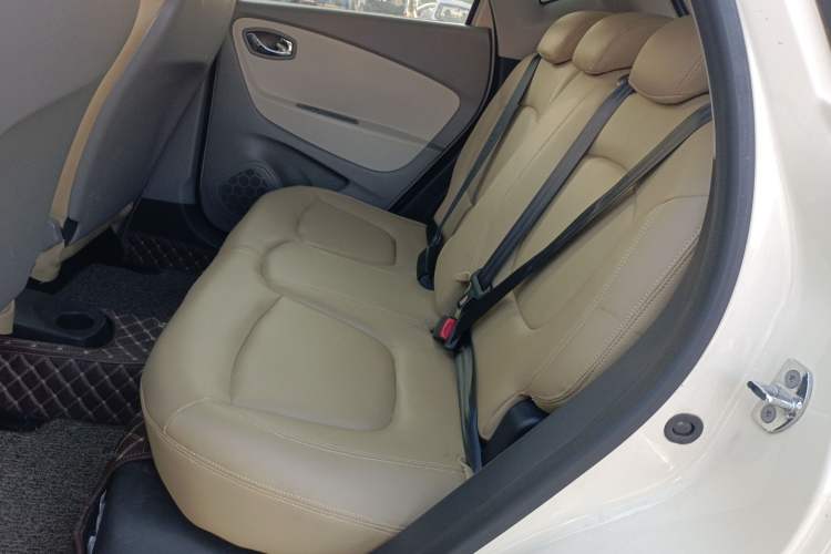 Used Renault Captur 2015 1.2T Automatic Standard Edition Left Rear Seat
