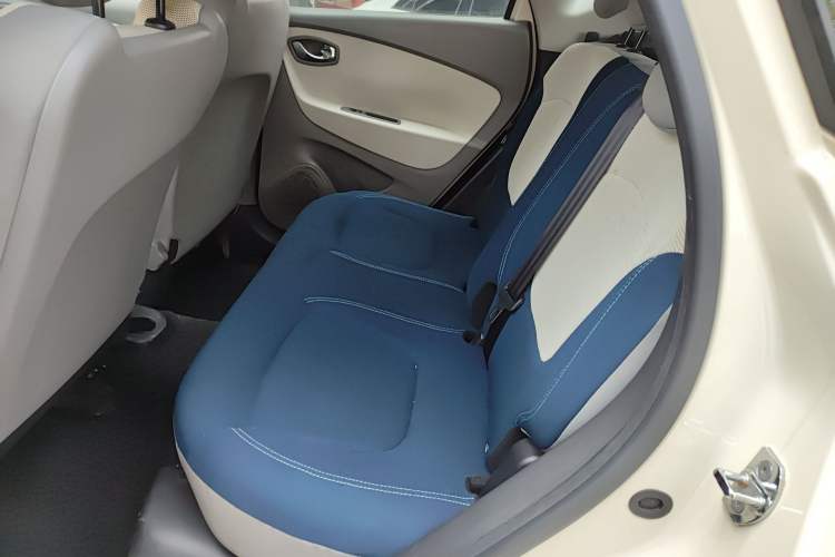 Used Renault Captur 2015 1.2T Automatic Standard Edition Left Rear Seat