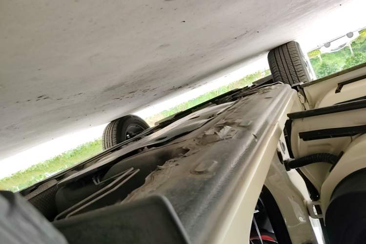 Used Renault Captur 2015 1.2T Automatic Standard Edition Left Side Sill
