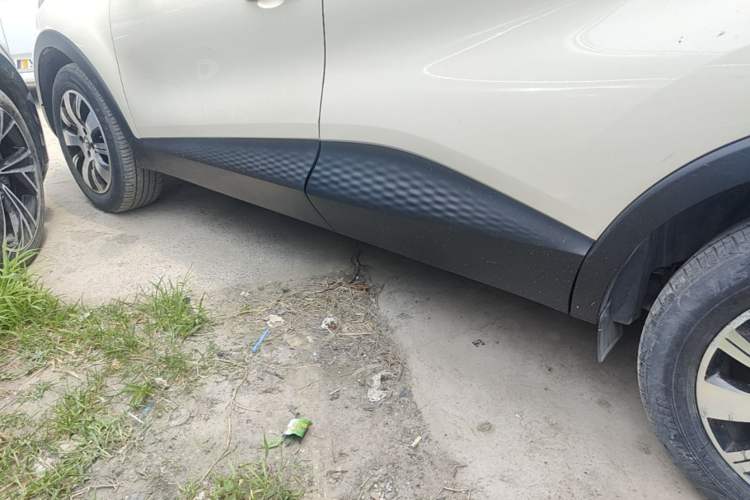 Used Renault Captur 2015 1.2T Automatic Standard Edition Left Side Sill
