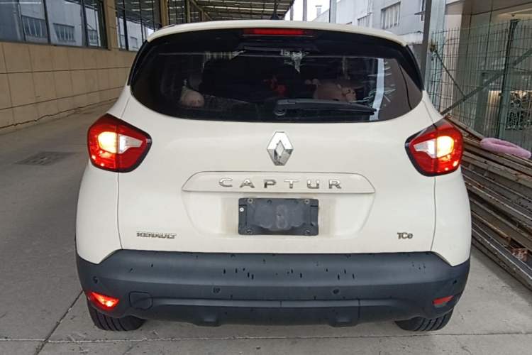 Used Renault Captur 2015 1.2T Automatic Standard Edition Rear