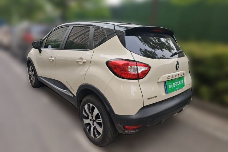 Used Renault Captur 2015 1.2T Automatic Comfort Edition Rear Left 45 Deg