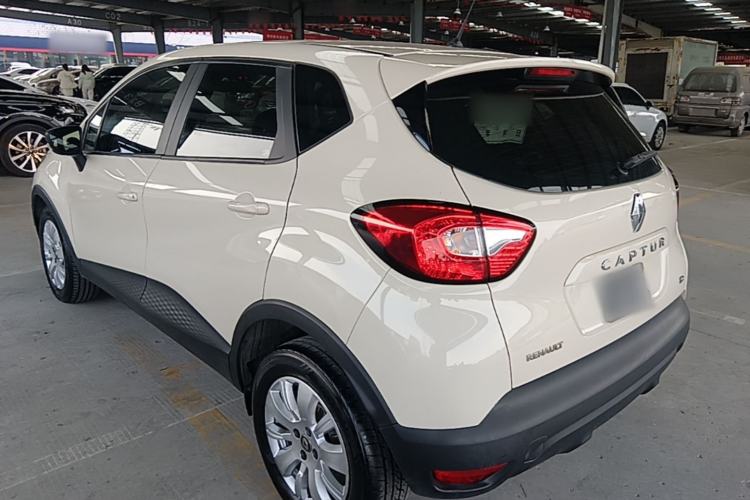 Used Renault Captur 2015 1.2T Automatic Standard Edition Rear Left 45 Deg