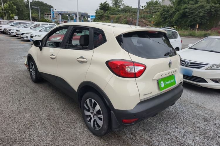 Used Renault Captur 2015 1.2T Automatic Standard Edition Rear Left 45 Deg