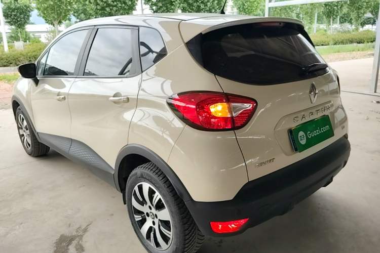 Used Renault Captur 2015 1.2T Automatic Standard Edition Rear Left 45 Deg