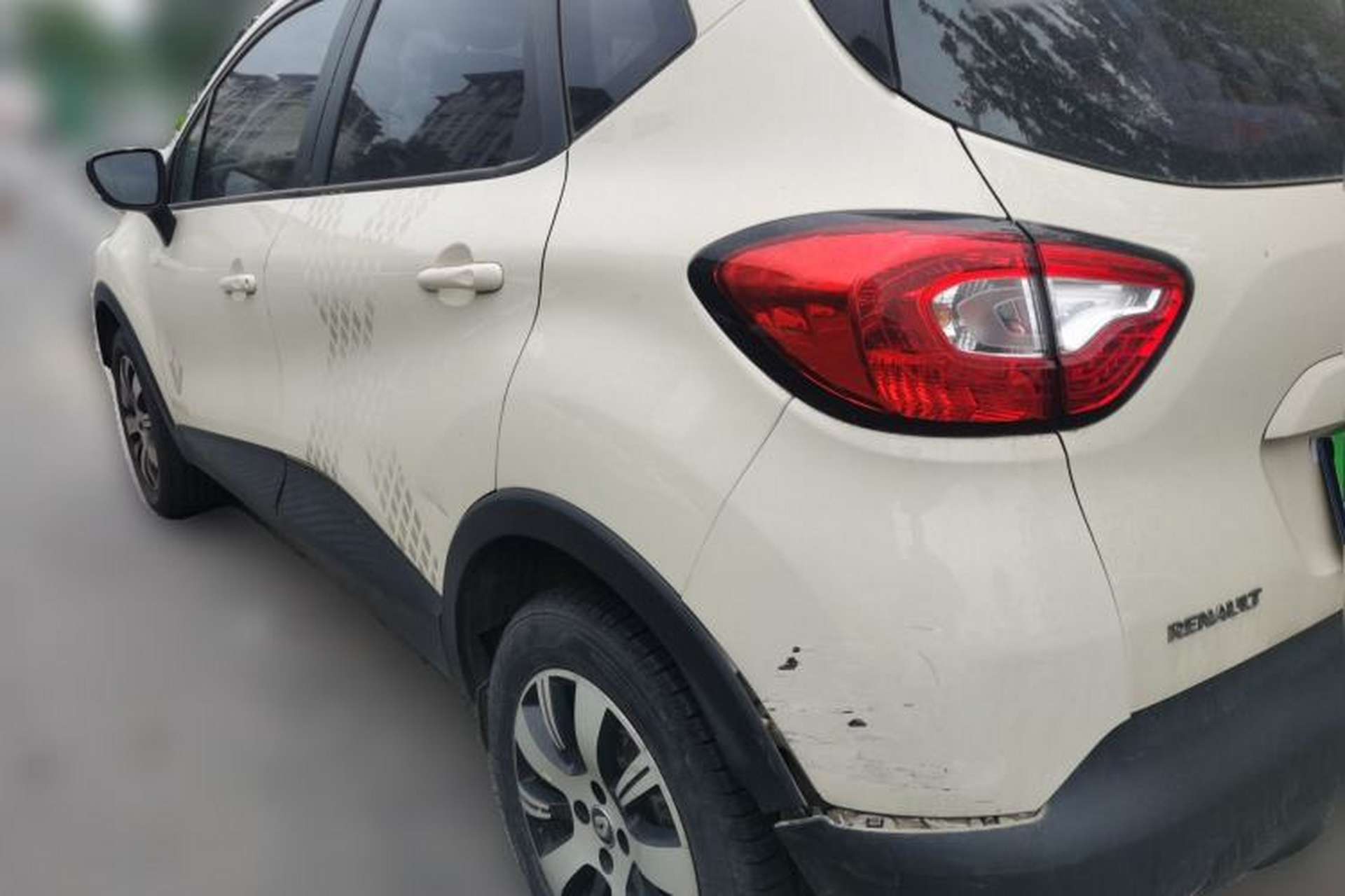 Used Renault Captur 2015 1.2T Automatic Standard Edition Rear Left 45 Deg