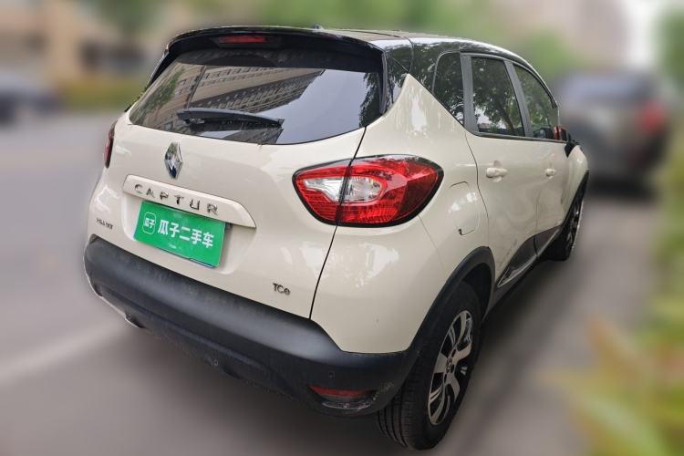 Used Renault Captur 2015 1.2T Automatic Comfort Edition Rear Right 45 Deg