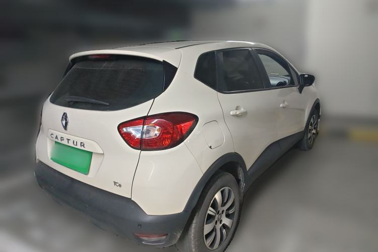 Used Renault Captur 2015 1.2T Automatic Standard Edition Rear Right 45 Deg