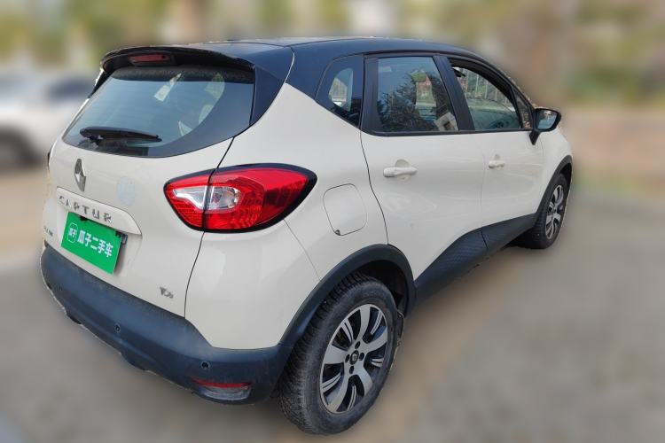 Used Renault Captur 2015 1.2T Automatic Comfort Edition Rear Right 45 Deg
