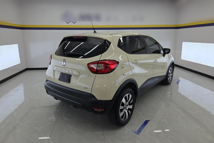 Used Renault Captur 2015 1.2T Automatic Standard Edition Rear Right 45 Deg