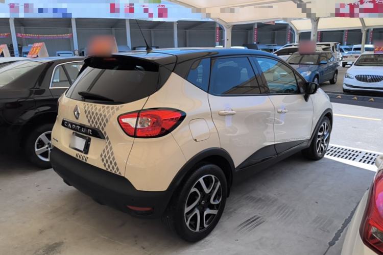 Used Renault Captur 2015 1.2T Automatic Luxury First Edition Rear Right 45 Deg