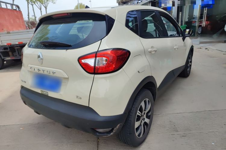 Used Renault Captur 2015 1.2T Automatic Standard Edition Rear Right 45 Deg