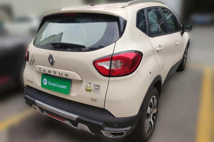 Used Renault Captur 2015 1.2T Automatic Standard Edition Rear Right 45 Deg