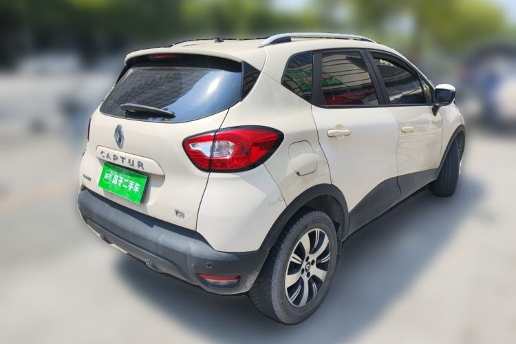 Used Renault Captur 2015 1.2T Automatic Standard Edition Rear Right 45 Deg