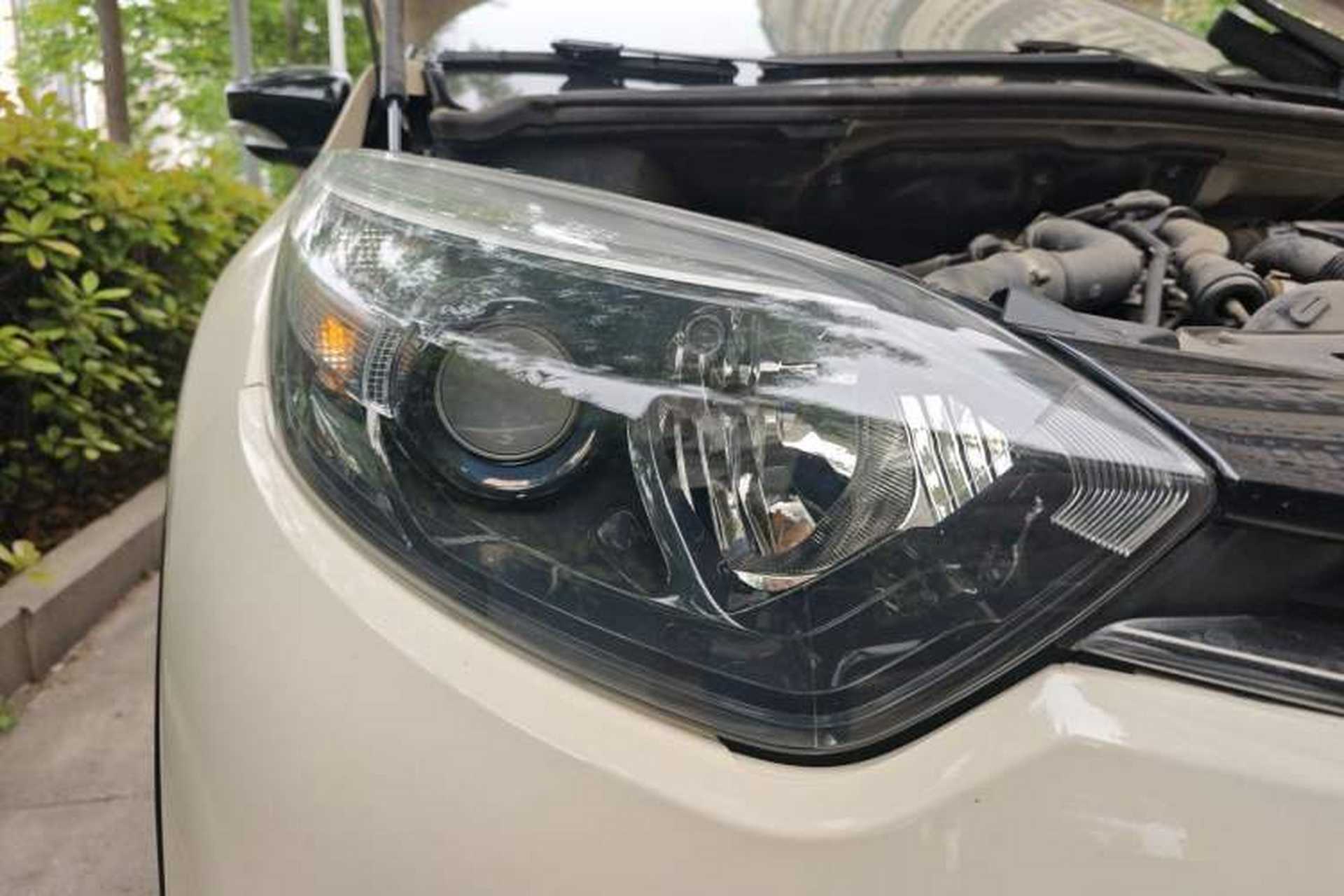 Used Renault Captur 2015 1.2T Automatic Comfort Edition Right Front Headlight