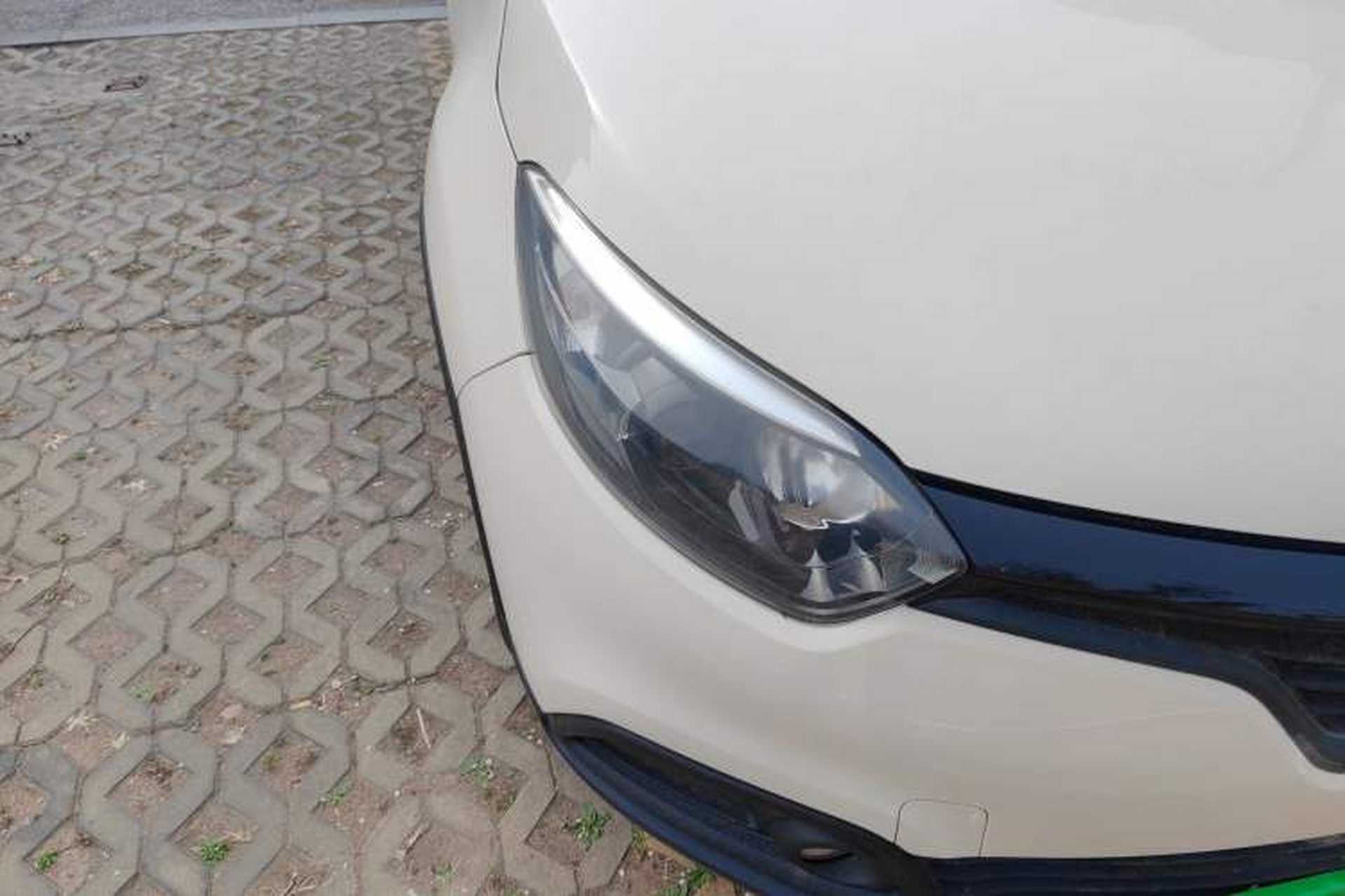 Used Renault Captur 2015 1.2T Automatic Comfort Edition Right Front Headlight