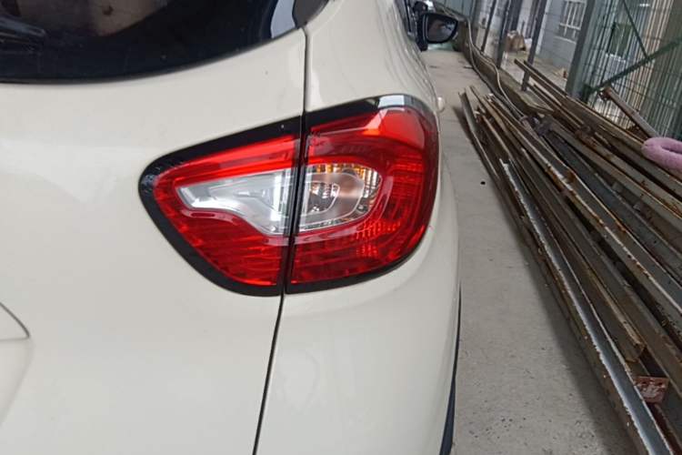 Used Renault Captur 2015 1.2T Automatic Standard Edition Right Rear Taillight
