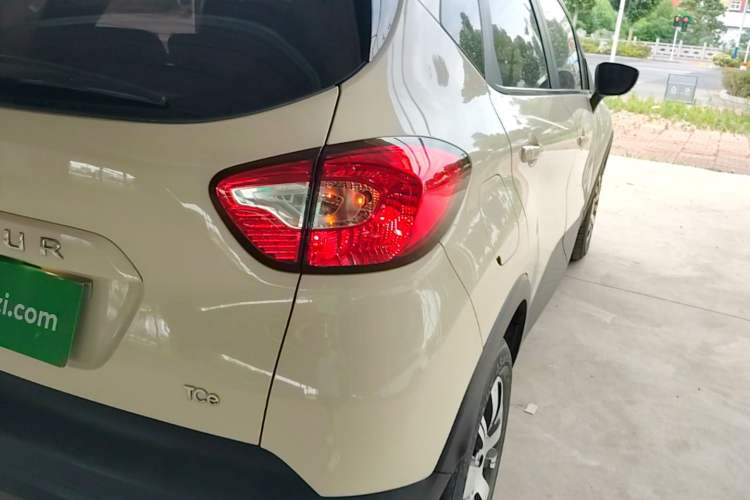 Used Renault Captur 2015 1.2T Automatic Standard Edition Right Rear Taillight