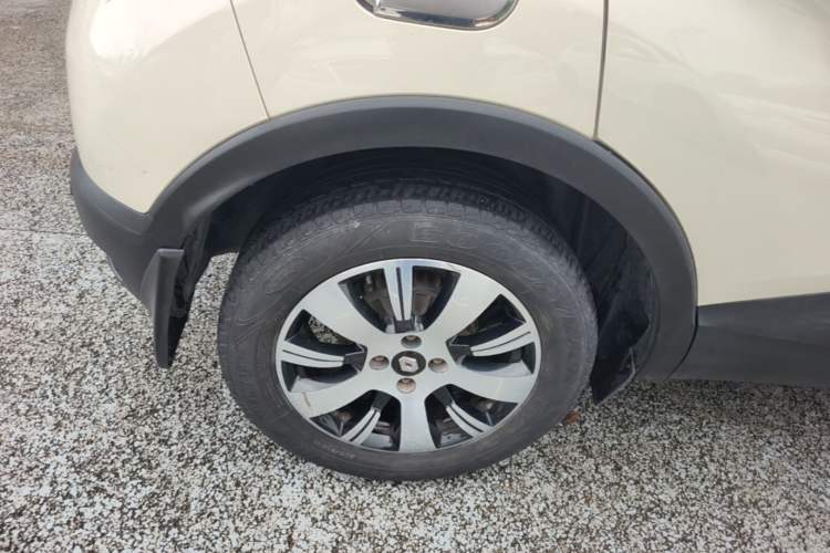 Used Renault Captur 2015 1.2T Automatic Standard Edition Right Rear Wheel Hub