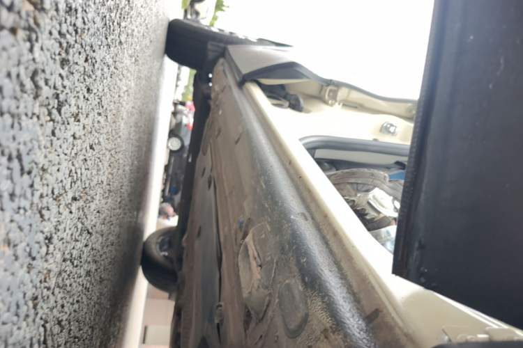 Used Renault Captur 2015 1.2T Automatic Standard Edition Right Side Sill
