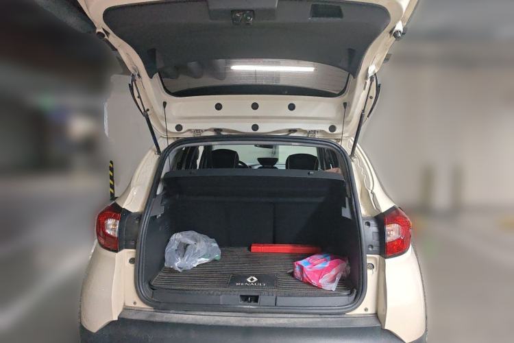 Used Renault Captur 2015 1.2T Automatic Standard Edition Trunk