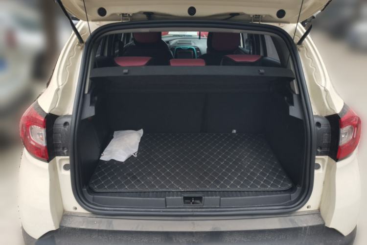 Used Renault Captur 2015 1.2T Automatic Standard Edition Trunk