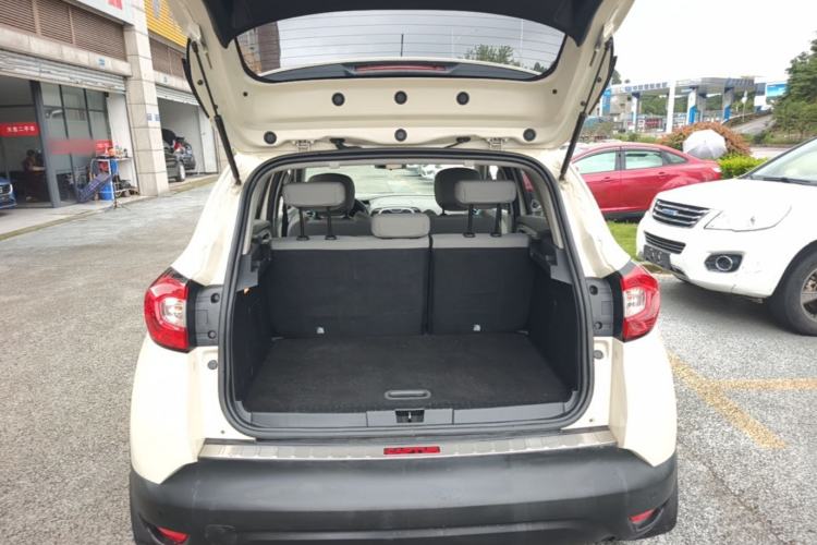 Used Renault Captur 2015 1.2T Automatic Standard Edition Trunk