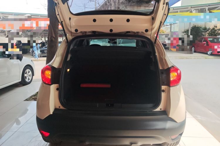 Used Renault Captur 2015 1.2T Automatic Standard Edition Trunk