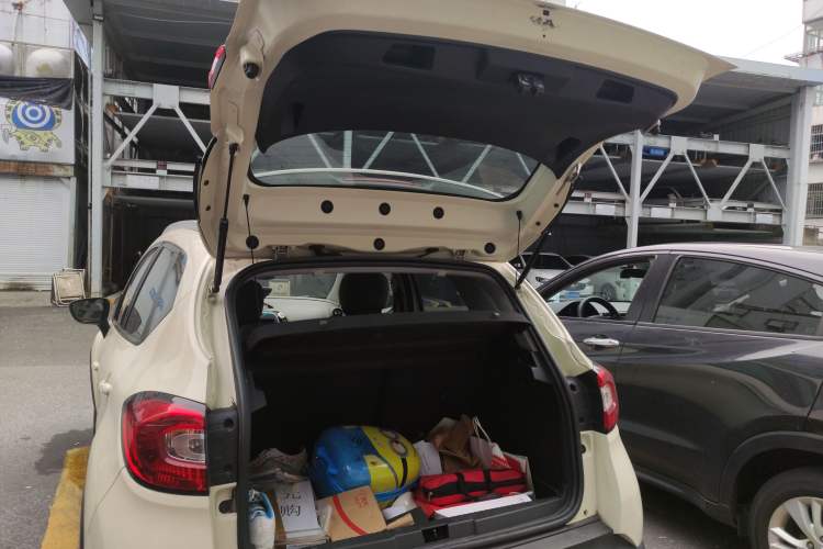 Used Renault Captur 2015 1.2T Automatic Standard Edition Trunk