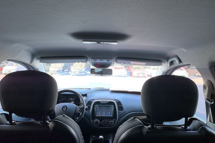 Used Renault Captur 2015 1.2T Automatic Comfort Edition Headliner