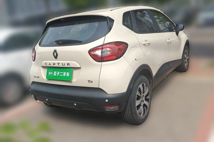 Used Renault Captur 2015 1.2T Automatic Standard Edition Rear Right 45 Deg