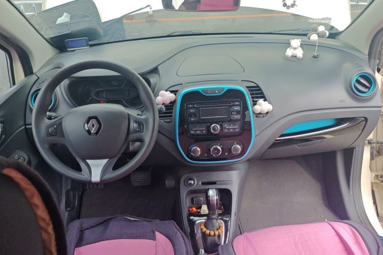 Used Renault Captur 2015 1.2T Automatic Standard Edition Steering Wheel