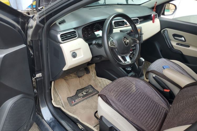 Used Renault Captur  Driver Seat