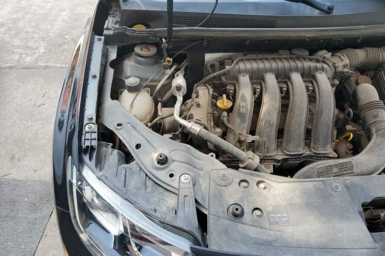 Used Renault Captur  Engine Bay Right