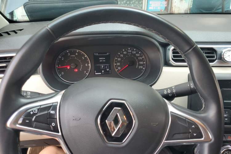 Used Renault Captur  Instrument Cluster