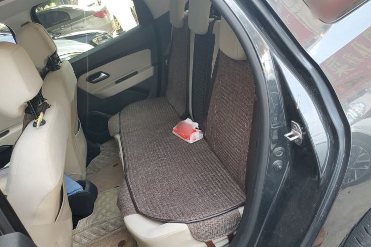 Used Renault Captur  Left Rear Seat