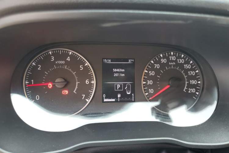 Used Renault Captur  Odometer Close Up