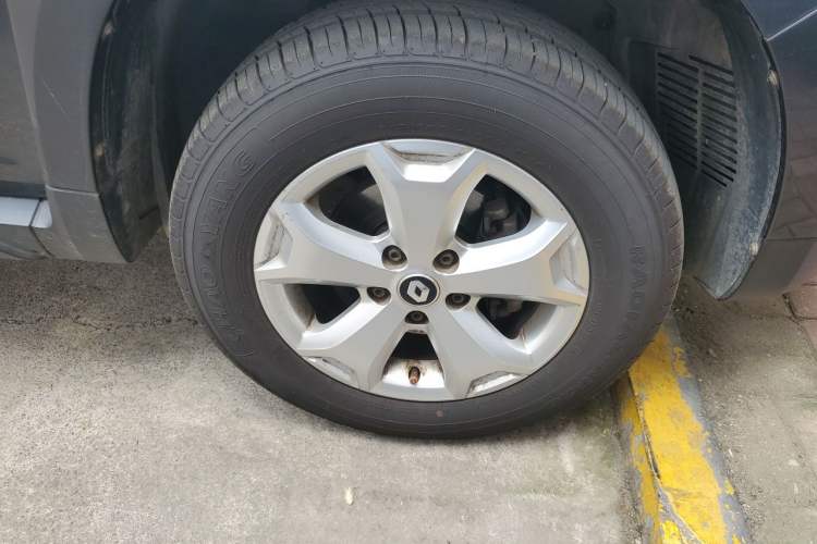 Used Renault Captur  Right Front Wheel Hub