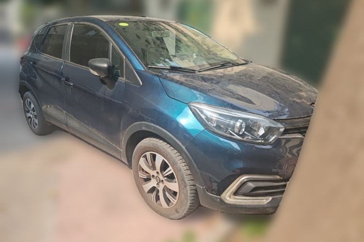 Used Renault Captur 2018 TCe190 Urban Style Edition Front Right 45 Deg