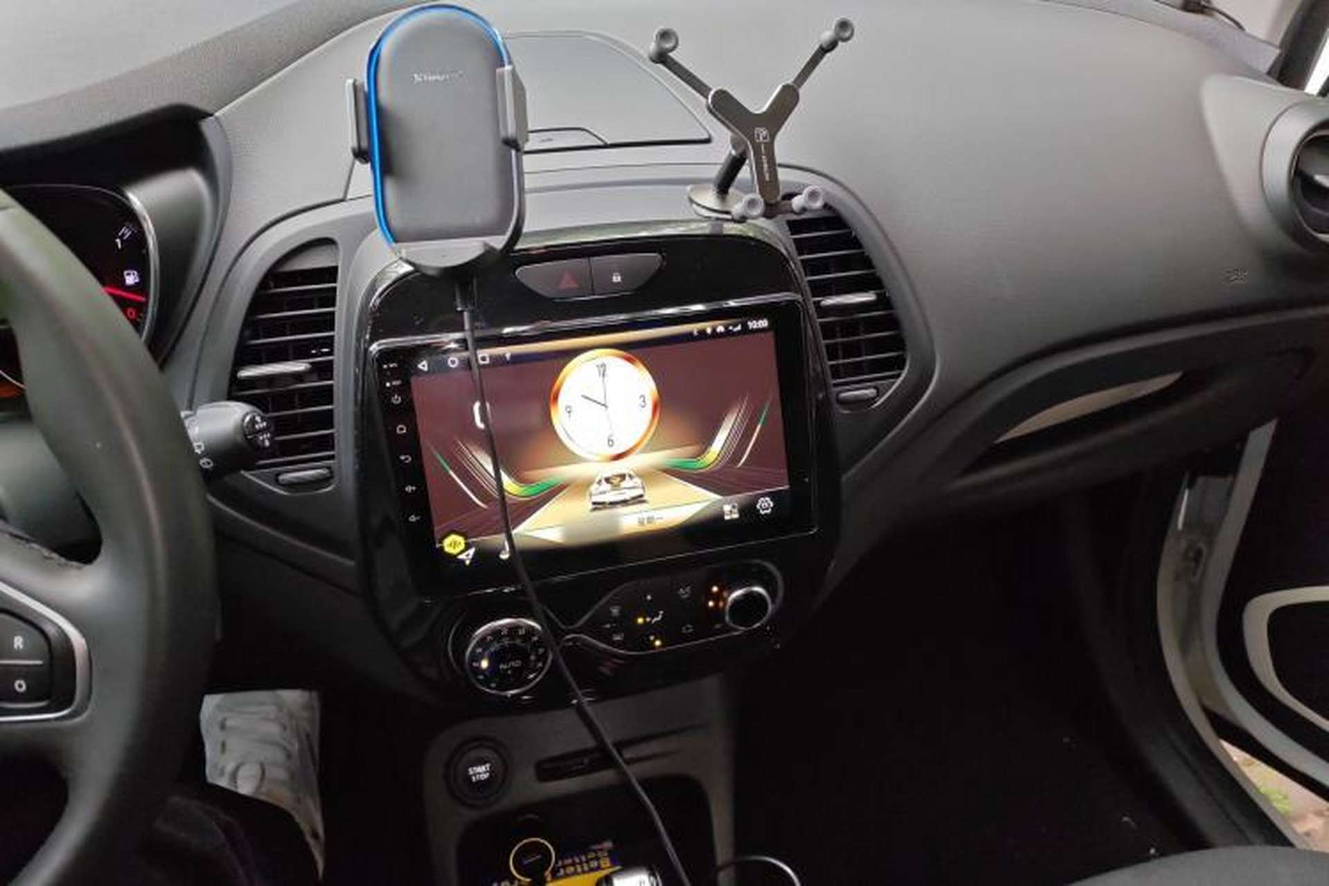 Used Renault Captur 2018 TCe190 Urban Dynamic Edition Audio And AC Panel