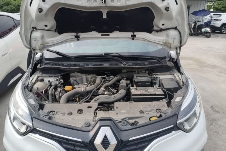 Used Renault Captur 2018 TCe190 Urban Dynamic Edition Engine Bay