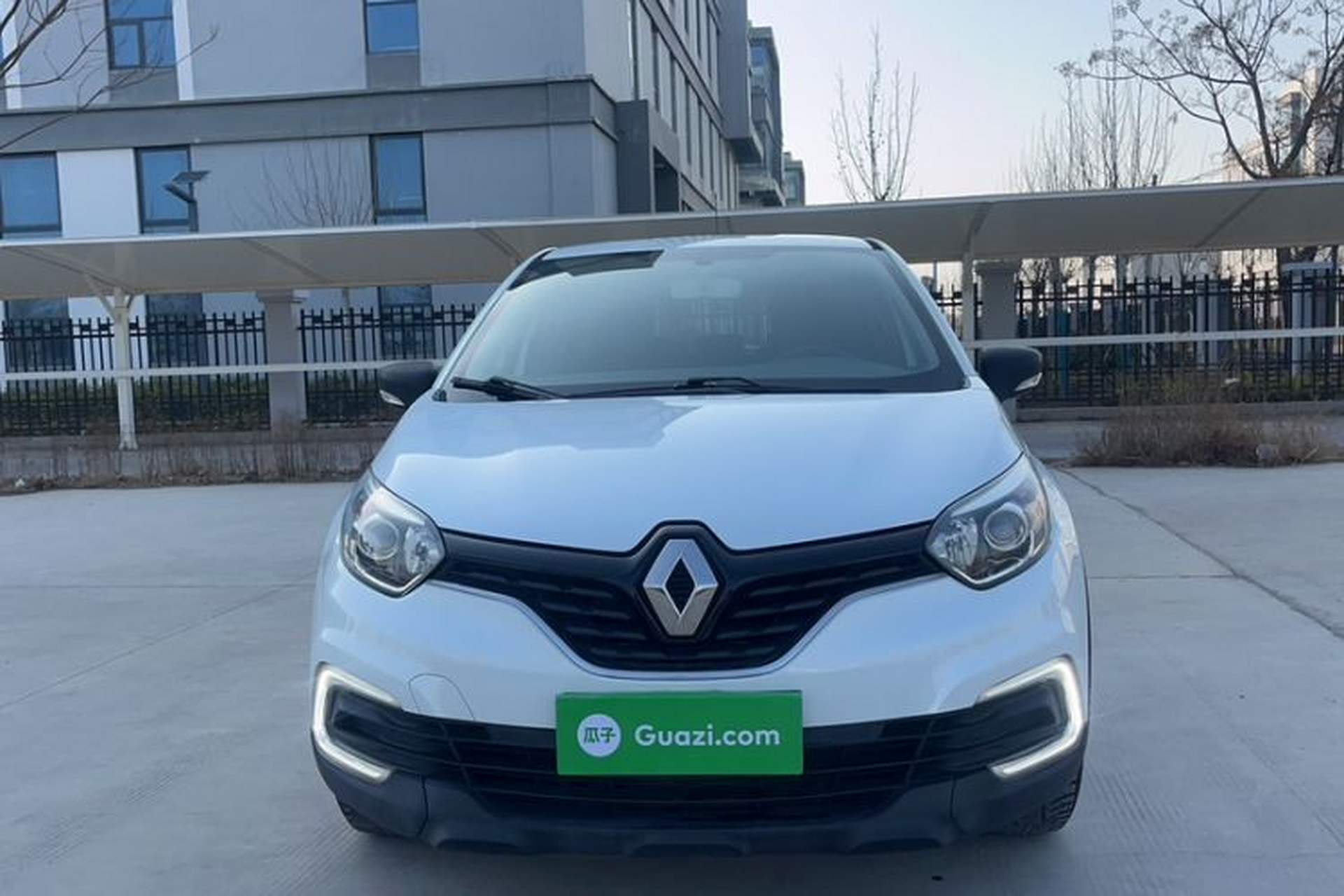Used Renault Captur 2018 TCe190 Urban Style Edition Exterior 2