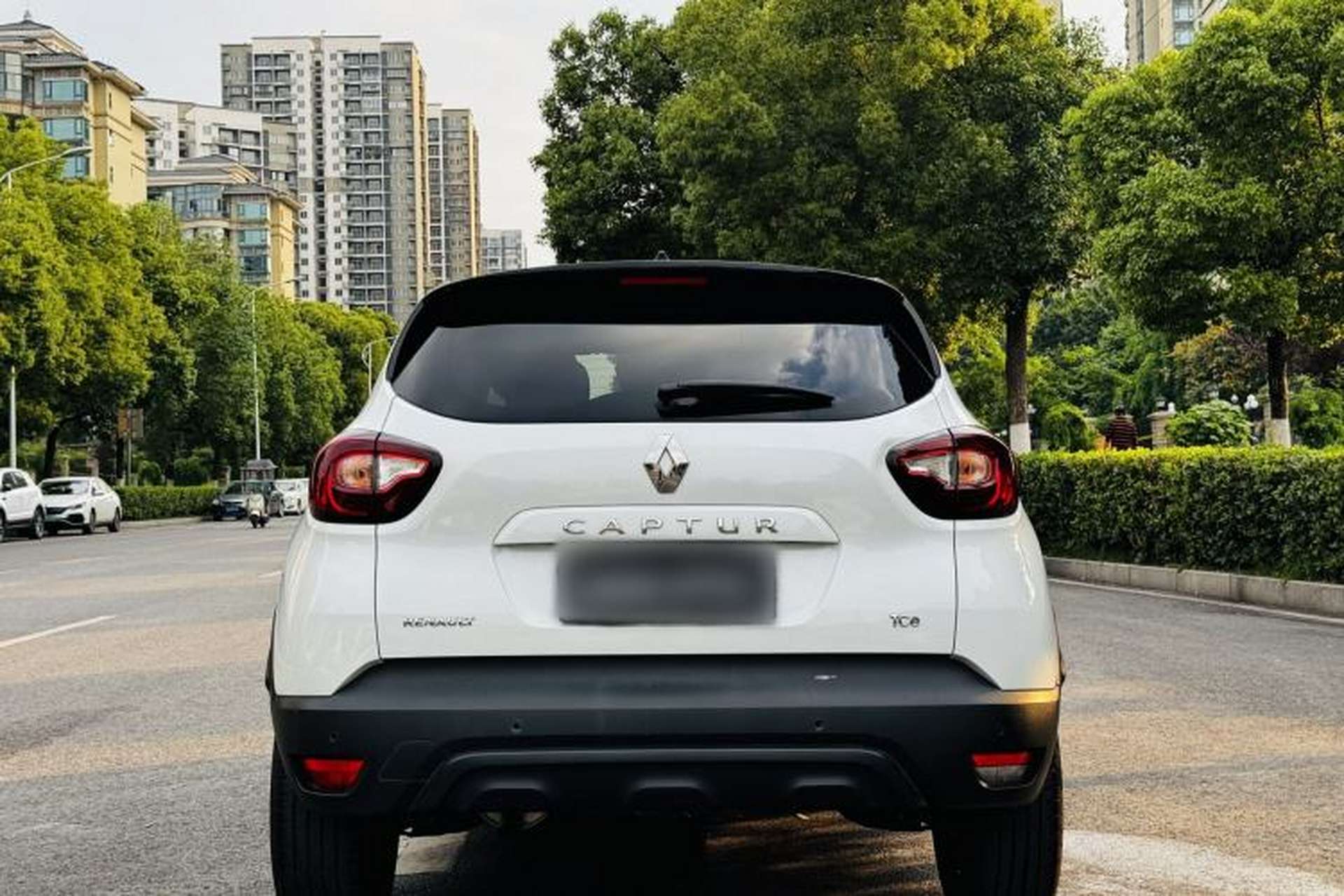 Used Renault Captur 2018 TCe190 Urban Dynamic Edition Exterior 4