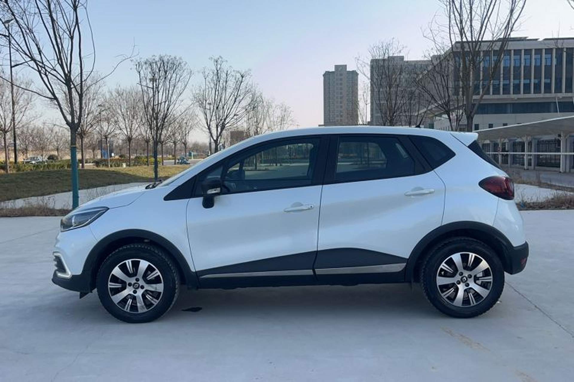 Used Renault Captur 2018 TCe190 Urban Style Edition Exterior 7