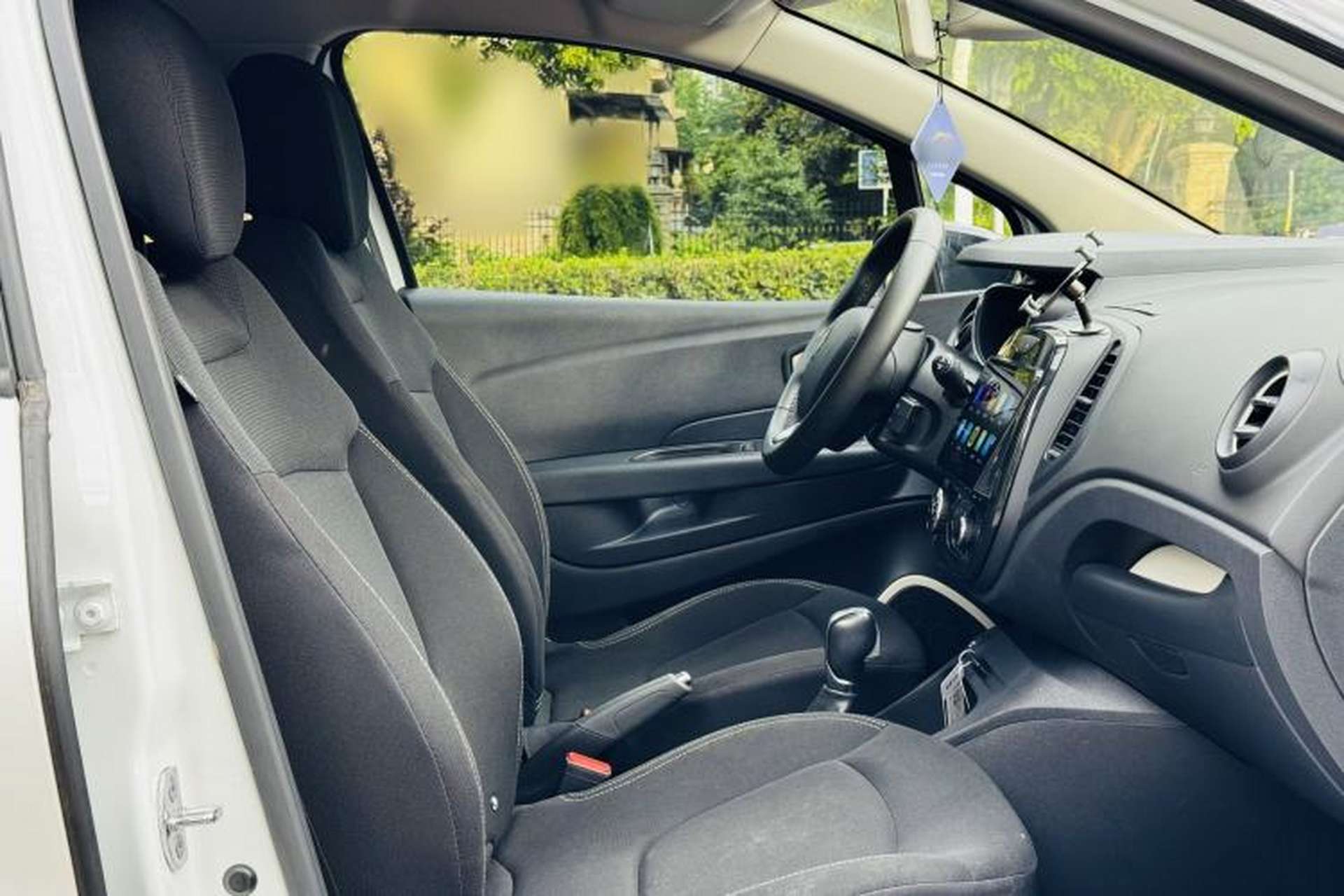 Used Renault Captur 2018 TCe190 Urban Dynamic Edition Interior 6