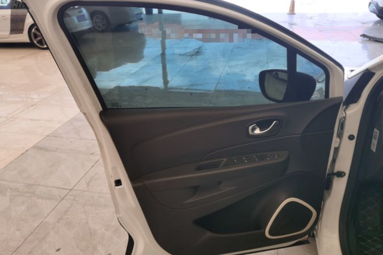 Used Renault Captur 2018 TCe190 Urban Style Edition Interior 7