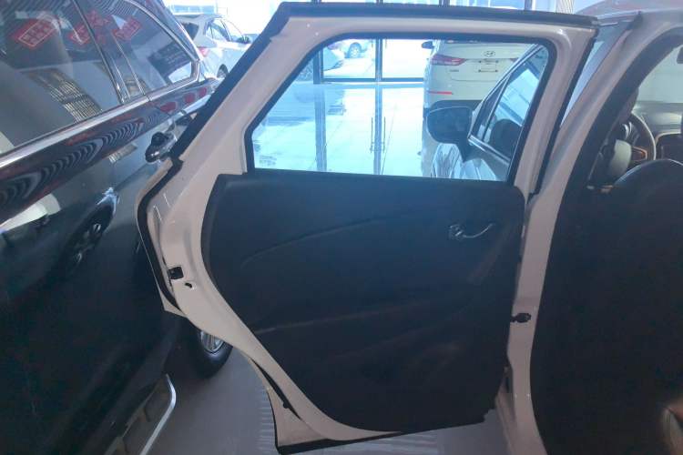 Used Renault Captur 2018 TCe190 Urban Style Edition Left Rear Door Interior