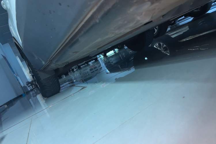 Used Renault Captur 2018 TCe190 Urban Style Edition Right Side Sill