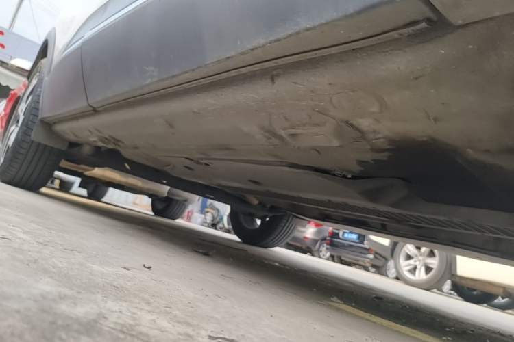 Used Renault Captur 2018 TCe190 Urban Dynamic Edition Right Side Sill