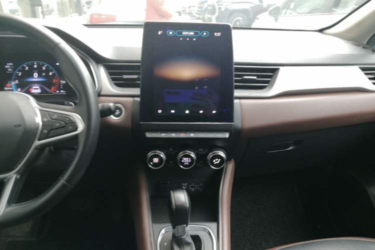 Used Renault Clio 2019 TCe270 Automatic Prestige Model Audio And AC Panel
